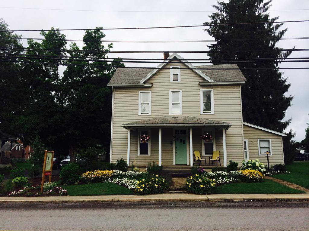 Modern Homestead Guest House Reedsville Exterior foto